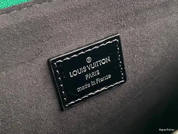 MM LOUIS VUITTON COUSSIN 0704